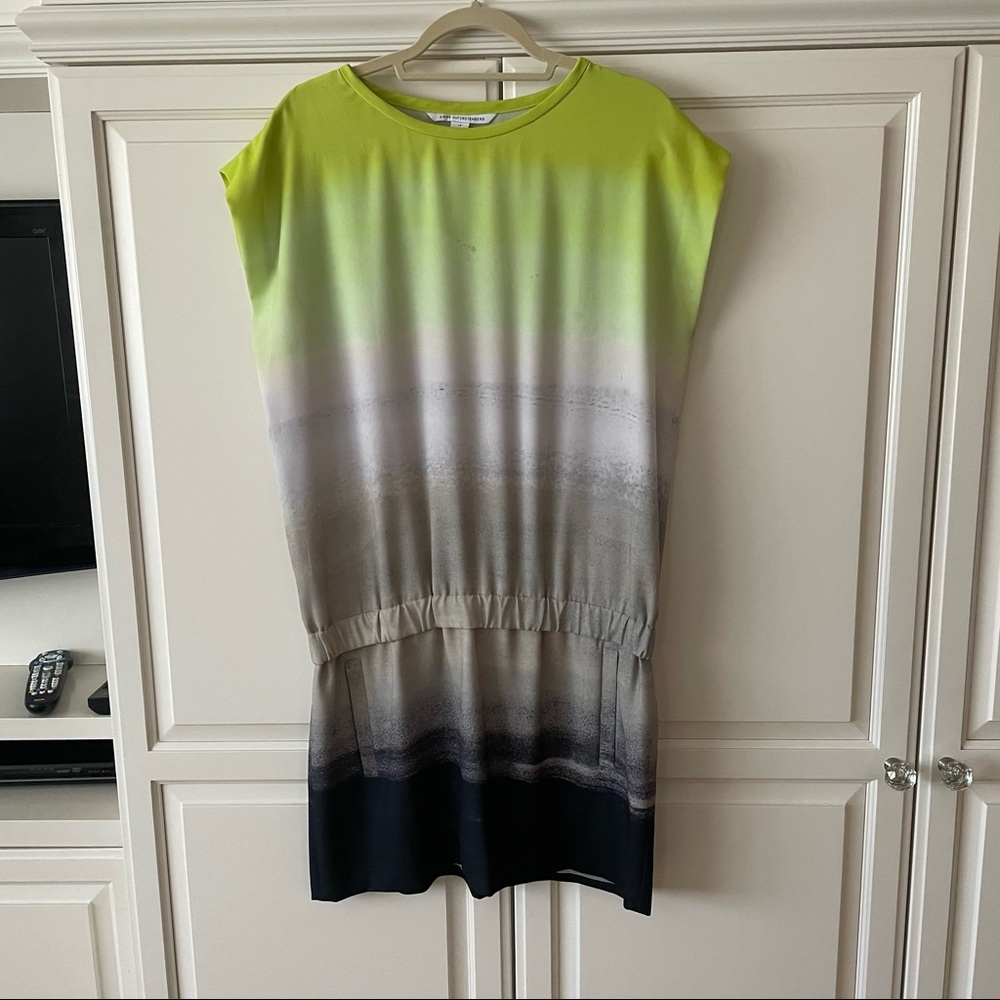 Diane Von Furstenberg Women’s Size 12 Tara Drop-Waist Lime Ombre Short Dress